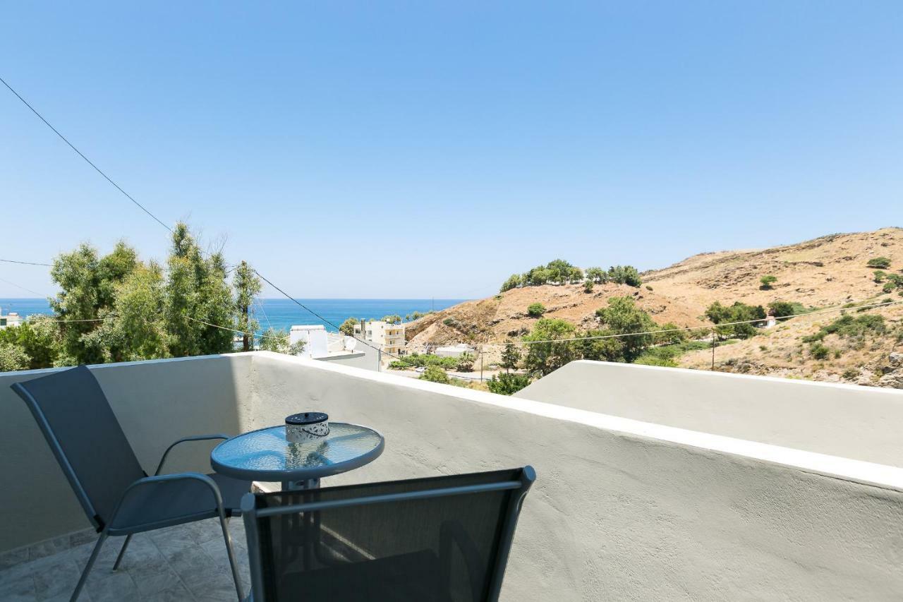 Elena's * Panormos (Crete)